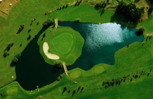 Haugschlag的住宿－豪格施拉格高爾夫度假酒店，相簿中的一張相片