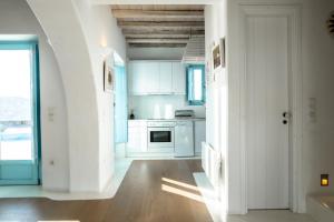 Gallery image of Mykonos Villa Sympatico, Private Pool & Sea Vistas in Psarou