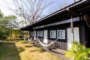 Vrt pred nastanitvijo Nao Hostels Playa Venao