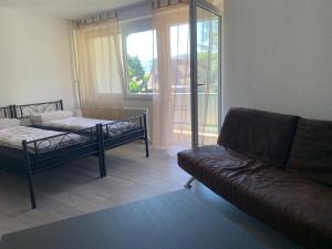 Postel nebo postele na pokoji v ubytování Apartment Aqualonnähe