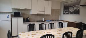 Kuchyňa alebo kuchynka v ubytovaní Casa Fontanera