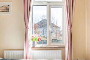 Billede fra billedgalleriet på Lime Tree Cottage Foxford County Mayo i Mayo + 53 billeder