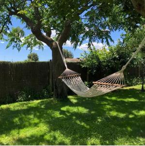 Taman di luar Apartment with private pool and garden