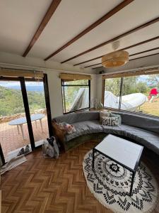 Un lugar para sentarse en Mobilhomes avec piscine privée dans le Var