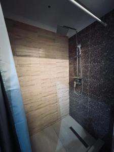 Ένα μπάνιο στο Studio Mirage Sunset Mamaia +5 φωτογραφίες