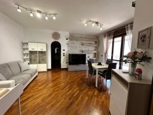 Kuchyň nebo kuchyňský kout v ubytování Casa vacanze Ginevra-Roma FCO AirPort Leonardo + 34 fotografií