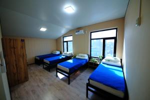 Voodi või voodid majutusasutuse Zam Zam Hostel toas