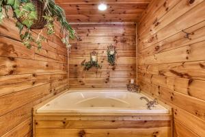 Phòng tắm tại Escape From Reality by Avada Properties
