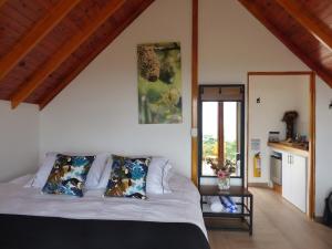 Afbeelding uit fotogalerij van Canario Acogedora Cabaña con Jacuzzi in Acacías +41 foto's