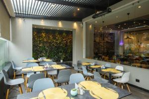 Istumisnurk majutusasutuses ibis Quito