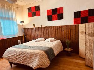 Posteľ alebo postele v izbe v ubytovaní Centre Perpignan, à deux pas du Castillet, Appart T3 75m2 à 10min de plages pré des commerces