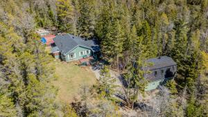 Το κτήριο όπου στεγάζεται  η παραθεριστική κατοικία