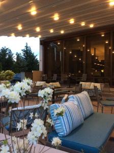 A seating area at Philippos Xenia Hotel