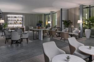 Posezení v ubytování Kempinski The Boulevard Dubai