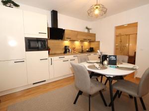 Kuchnia lub aneks kuchenny w obiekcie Garden Relax Apart