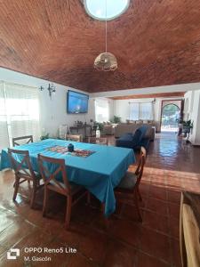 โทรทัศน์และ/หรือระบบความบันเทิงของ Casa Media Luna en Tequisquiapan, Qro.