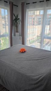 Imagen de la galería de Luxury living- colindale garden -Double room, en Colindale