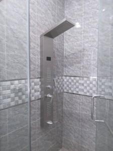 Un baño de PrinceMartha's Lodge