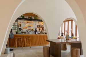 Nápoje v ubytování Tasana bar and luxury resort