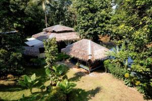 Taman di luar River View Resort At Chaewlan