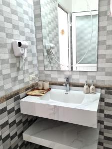 Gallery image of Top Hill Halong Homestay 3 phòng nghỉ riêng in Ha Long