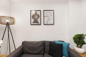 Posezení v ubytování CBD 1BR - Modern Stay with Pool & Gym in Wellington + 20 fotografií