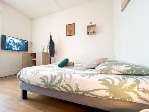 Postel nebo postele na pokoji v ubytování Balade à Montluçon