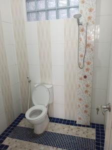 Koupelna v ubytování Mutun House