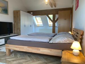 Posteľ alebo postele v izbe v ubytovaní Haus Kampl - Appartement Aussee