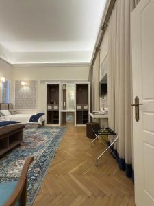Posteľ alebo postele v izbe v ubytovaní Oasis Inn Budapest