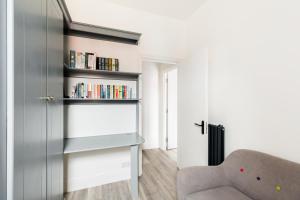 Knihovna v prázdninového domu