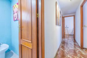 Koupelna v ubytování Apartamento con Parking El Patio de La Muralla + 48 fotografií