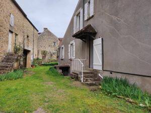 Το κτήριο όπου στεγάζεται  η παραθεριστική κατοικία