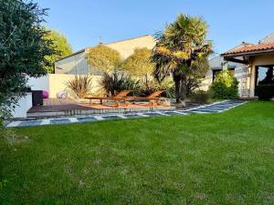 Imagen de la galería de Maison de caractère avec piscine, en Dolus d'Oléron