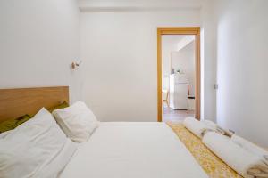 Postel nebo postele na pokoji v ubytování Sandy Shores by Seareen