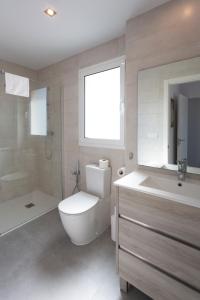 Et badeværelse på AT Tramuntana