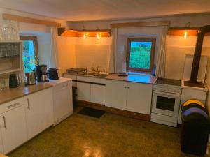 Kuchyň nebo kuchyňský kout v ubytování Ferienwohnung Durst 2