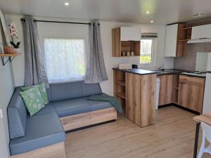 Kuchyň nebo kuchyňský kout v ubytování Kongsøre camping, små og store hytter