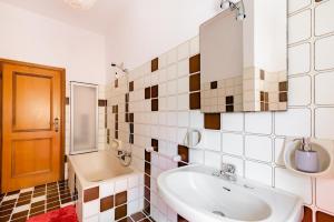 Koupelna v ubytování B&B Asteroidea