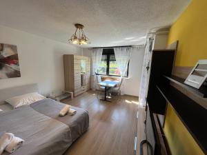 Postel nebo postele na pokoji v ubytování Sara`s Guesthouse Bled
