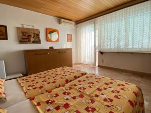 Voodi või voodid majutusasutuse Bed and Breakfast RiB toas
