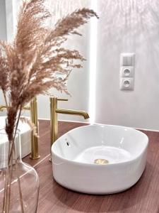 Fotografie z fotogalerie ubytování Apartament WHITE GLOVE Prestige Nowe Zatorze v destinaci Olštýn