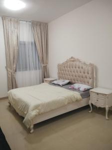 Letto o letti in una camera di Al Khor Tower Apartment
