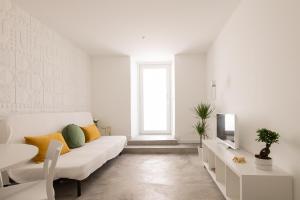 Imagem da galeria de CASASUPERTUBOS - Apart 9 in Peniche City Center em Peniche