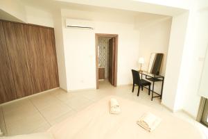 Fotografie z fotogalerie ubytování Halcyon Central Apartment v destinaci Larnaka