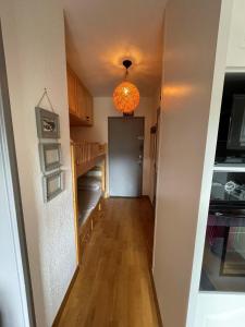 Η κουζίνα ή μικρή κουζίνα στο Studio cosy et sa terrasse +22 φωτογραφίες