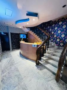 TV a/nebo společenská místnost v ubytování Hotel Ebraj Sylhet