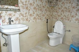 Bagno di The Desire Manali