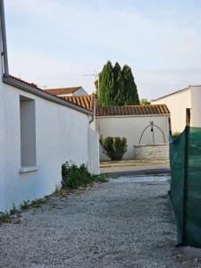 Gallery image of Le 6 - B Saint Xandre in Saint-Xandre