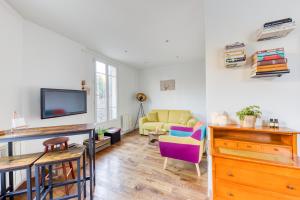 Et tv og/eller underholdning på Le Sympathique - Metro 7 à 4 minutes - Direction Paris